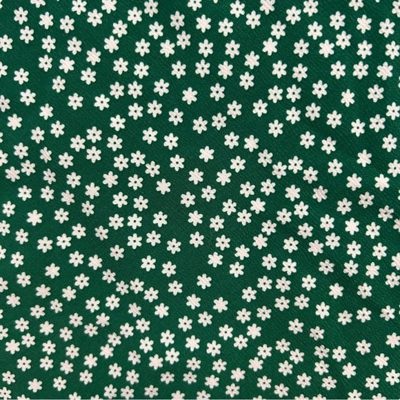 Maison D’ Amelie Springtime Green and White Ditsy Floral Skirt, Size 8 - Picture 6 of 8